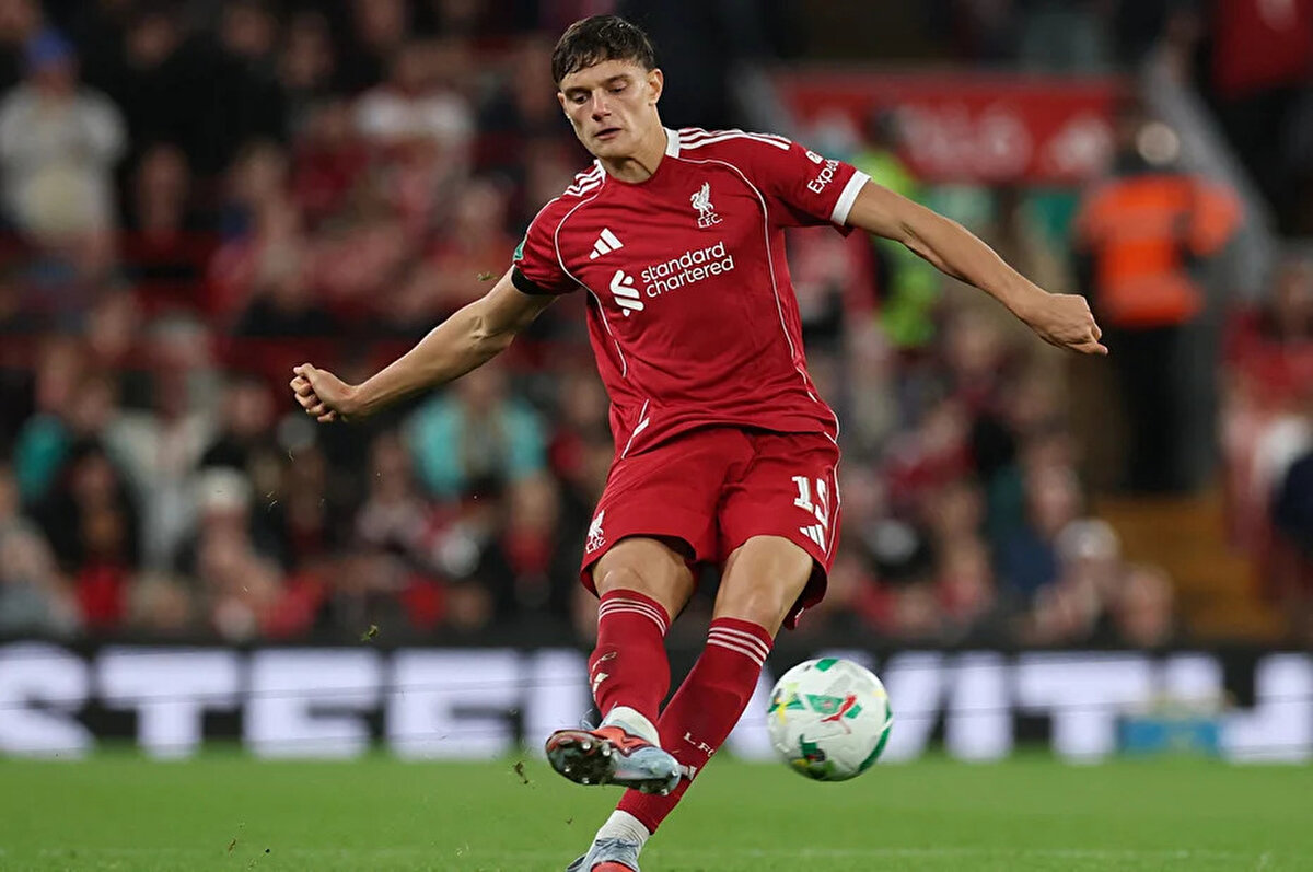 Liverpool, bu gelişme üzerine Galatasaray ile 30 Eylül'de oynayacağı Şampiyonlar Ligi maçı öncesi Giovanni Leoni'nin sakatlığının ardından UEFA'ya bir talepte bulunacak.