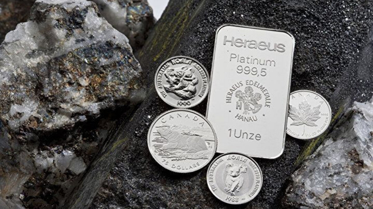 Talep mücevher ve yatırım sektöründen<br>Otomotiv ve sanayi zayıflasa da mücevher ve yatırım talebi platini ayakta tutuyor. Çin’de mücevher talebi %11 artarak 2,23 milyon onsa ulaştı.