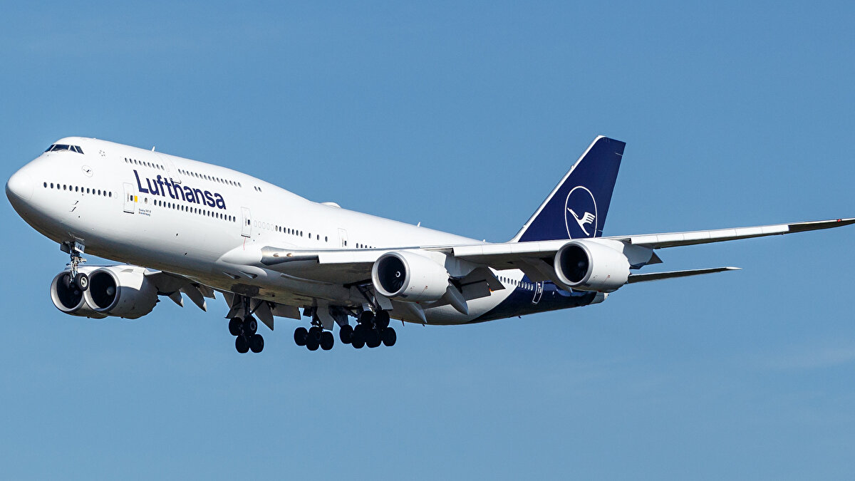 Şirketin maliyet düşüme planının, yaklaşık 15 bin idari çalışanın yüzde 20'sini etkilemesi bekleniyor.