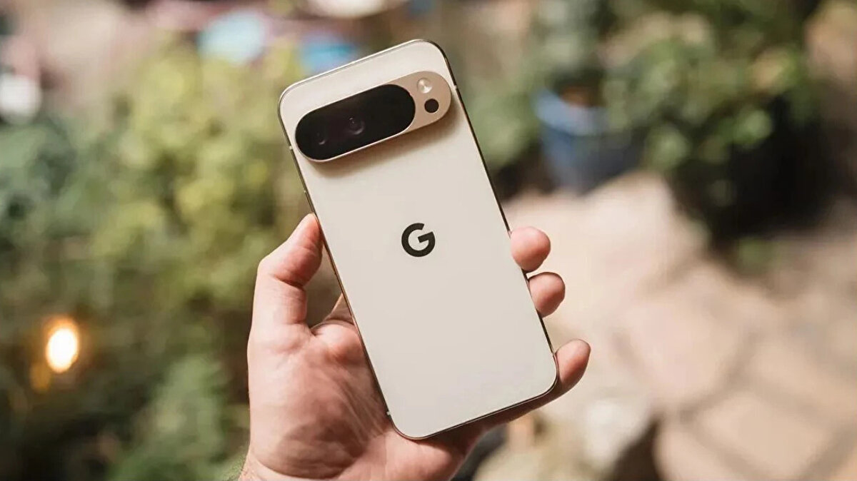 1. google pixel 10 pro xl<br><br>puan: 161<br>yeni nesil ekran teknolojisiyle listenin lideri oldu.