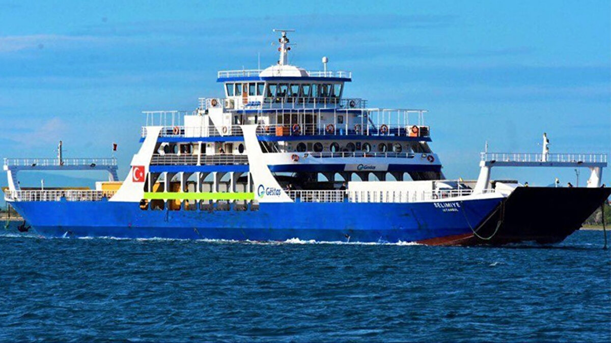 Olumsuz hava koşulları seferleri vurdu<br><br>Güney Marmara’da etkili olan olumsuz hava koşulları nedeniyle deniz ulaşımı aksadı.Narlı–Marmara hattı iptal edildi<br><br>