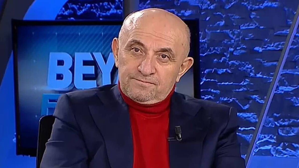 “Galatasaray’ı ne olursa olsun kutlamak lazım. Galibiyettir bu. 3 puan aldıysan nasıl alırsan al, aldın. Ama Galatasaray’ı bir de şu açıdan kutlamak lazım: Kaleci işlerini hep iyi yapıyorlar. Yıllardan gelen Taffarel, Mondragon ve Mustera’lardan şimdi Uğurcan’a kadar bu bir gelenek”