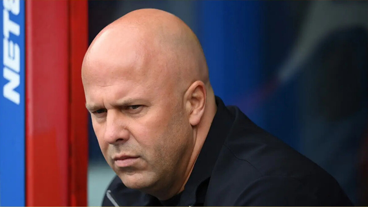 Bu sonuçla Liverpool, ligde bu sezon ilk kez sahadan mağlup ayrılarak 15 puanda kaldı.