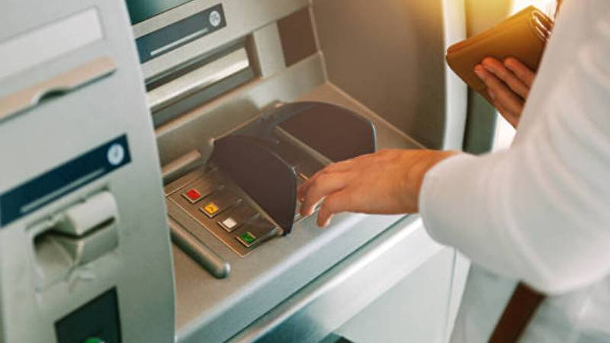 Kredi kartı limitleri ayrılıyor<br><br>QNB Finansbank ve Enpara kartlarını aynı anda kullanan müşteriler için kredi kartı limitleri de ayrılacak.<br><br>Artık iki kartın limiti birbirinden bağımsız olacak.<br><br>Müşteriler dilerse limit paylaşımı tercihini kendisi belirleyebilecek.