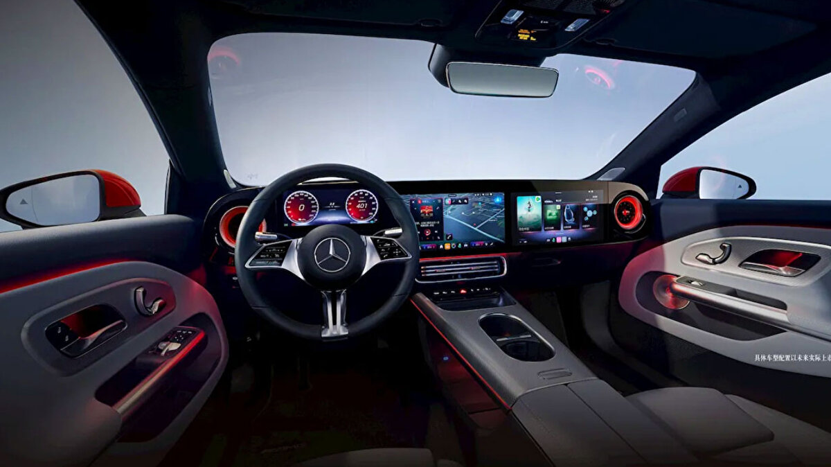 Aracın en iddialı yanı: CLTC döngüsüne göre 866 km’ye varan menzil. Batarya kapasitesi ise 85 kWh. 800V platform üzerine kurulan model, 325 kW hızlı şarj desteği ile sadece 10 dakikalık şarjla 325 km menzil kazanabiliyor.