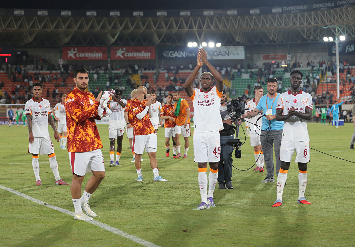 30.09.2025 | Galatasaray - Liverpool<br><br>04.10.2025 | Galatasaray - Beşiktaş<br><br>18.10.2025 | Başakşehir - Galatasaray