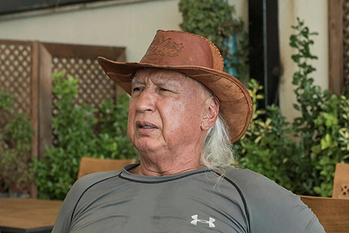 Yaşanan deprem, bölge halkında endişe yaratırken, Prof. Dr. Şener Üşümezsoy’un günler önce yaptığı uyarılar yeniden gündeme taşındı. Prof. Dr. Şener Üşümezsoy, geçtiğimiz günlerde yaptığı açıklamalarda Simav Fayı’na dikkat çekmiş ve bu fay hattının hâlâ önemli ölçüde enerji biriktirdiğini belirtmişti. Üşümezsoy, bölgedeki gerilimin tam anlamıyla boşalmadığına işaret ederek, Simav Fayı’nın 6.5 ila 6.8 büyüklüğünde bir deprem üretebilecek potansiyele sahip olduğunu vurgulamıştı. 