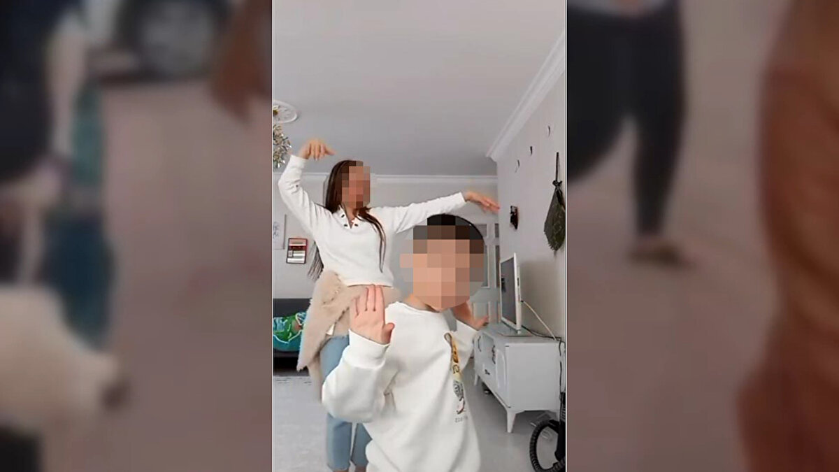 Apartmanın girişinde bekleyen E.Ç. ve yakınları, sopa ve biber gazı ile Mustafa Kemal Ş.'ye saldırdı. Kol ve boyun kısmında çizikler oluşan ve hastaneden darp raporu alan Mustafa Kemal Ş., 8 kadın hakkında polise şikayette bulundu. Mustafa Kemal Ş., darp anına ilişkin cep telefonu kamerası ile çektiği görüntüleri de delil olarak sundu. Görüntüde binanın önünde bekleyen E.Ç. ile bir anda içeriden çıkan diğer kadınların saldırdığı, Mustafa Kemal Ş.'nin de 'imdat' diye bağırarak kaçtığı görüldü. E.Ç. ve yakınları olaydan sonra 'Alçaklara kar yağıyor' şarkısı eşliğinde çektikleri videoyu da 'İmdat arkadaşlar' yazarak sosyal medyada paylaştı.