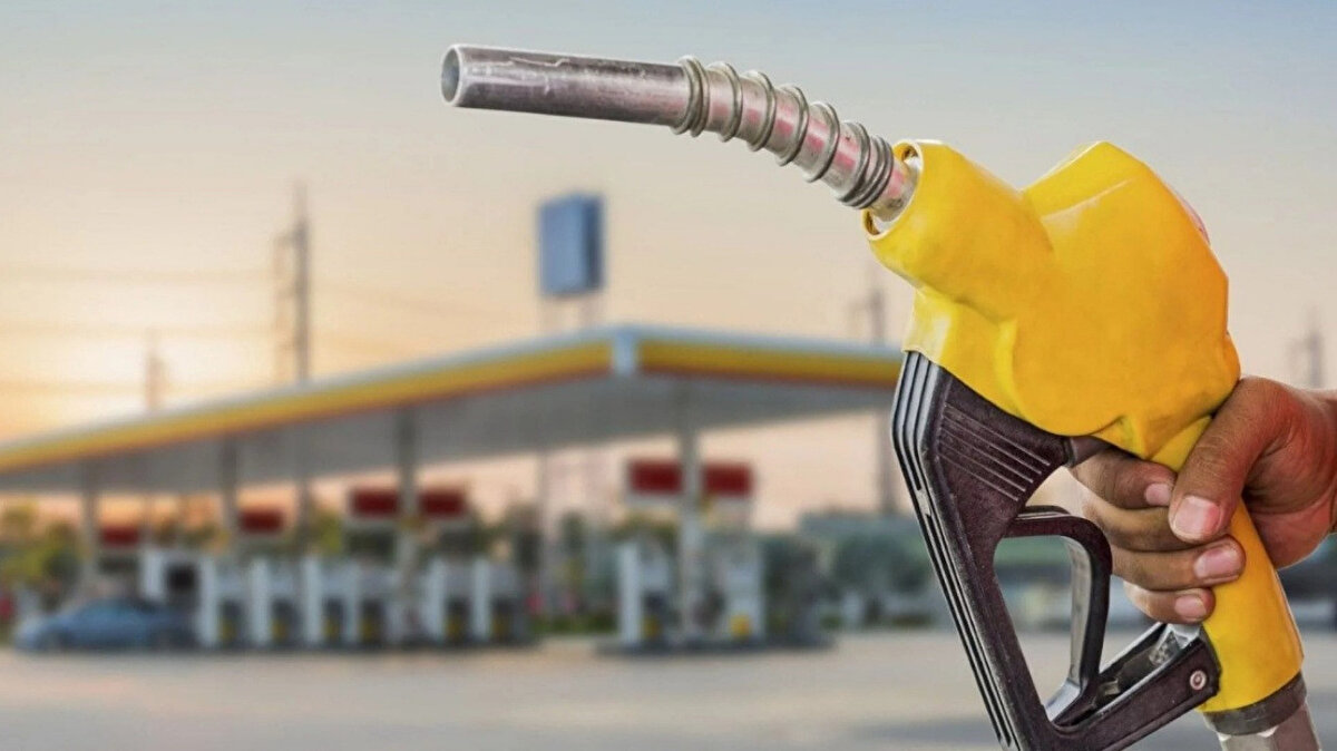 Puanlar nasıl kullanılacak?<br>Toplanan puanlar yalnızca akaryakıt ve LPG alımında değil, istasyon marketlerinde gıda, içecek ve kişisel bakım ürünlerinde de kullanılabilecek.