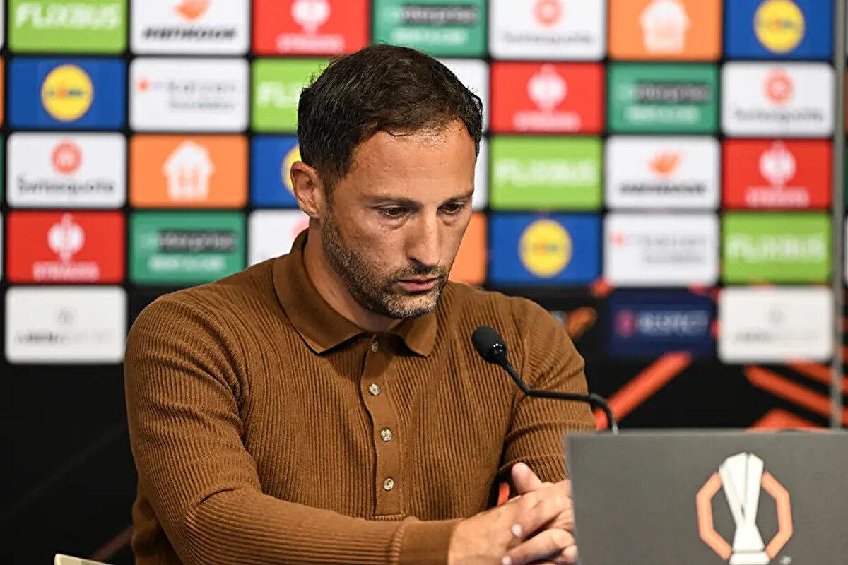 1 YILLIK ALACAĞI ÖDENECEK<br><br>Başkan Sadettin Saran'ın yollarını ayırmaya hazırlandığı iddia edilen Tedesco'nun tazminatı merak konusu olmuştu. Sabah'ta yer alan haebre göre sarı lacivertliler, genç teknik adamla vedalaşma kararı alması halinde 2 yıllık sözleşmeye karşın Tedesco'ya 1 yıllık alacağını ödeyecek.