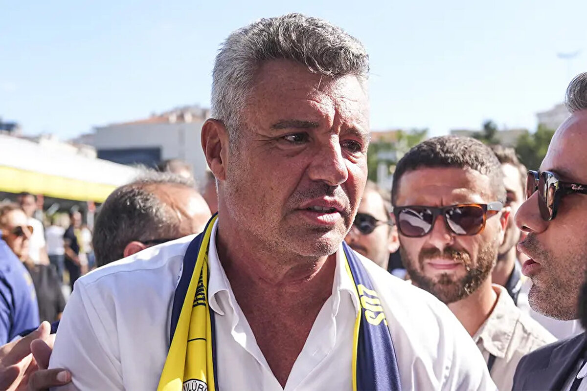 Seçim sürecinde kendisiyle ilgili ortaya atılan iddialara değinen Saran, "Bu iddiaları gündeme getirmeye çalışanlar da camiamızın içinden gelen insanlar. Benim için önce 'aday olamaz' dediler, sonra 'çekilecek' dediler, sonra 'seçilmez' dediler, sonra 'mazbatayı alamayacak' dediler. Şimdi de 'kayyum gelecek' diyorlar ama bu da gerçek dışı. 'Kayyum gelecek' laflarını da camiamızdan bazı isimler bilerek çıkardı. En üzücüsü ne biliyor musunuz? Tüm bunları yapanlar da güya Fenerbahçeliler" şeklinde konuştu.<br><br>