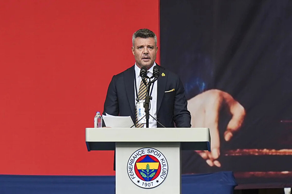 Sadettin Saran söz konusu iddiaları ortaya atanları "omurgasızlar" olarak nitelerken, "Futbolculara 'çekilmedik, kayyum gelmedi, maaş ödeyebildik bakın' dedim. Futbolcuların ne kadar etkilendiklerini görünce, bu lafları çıkaran omurgasızlara çok kızıyorum. Camiamızdan böyle omurgasızları uzaklaştırmak için elimden geleni yapacağım" diyerek sözlerini tamamladı.<br><br>