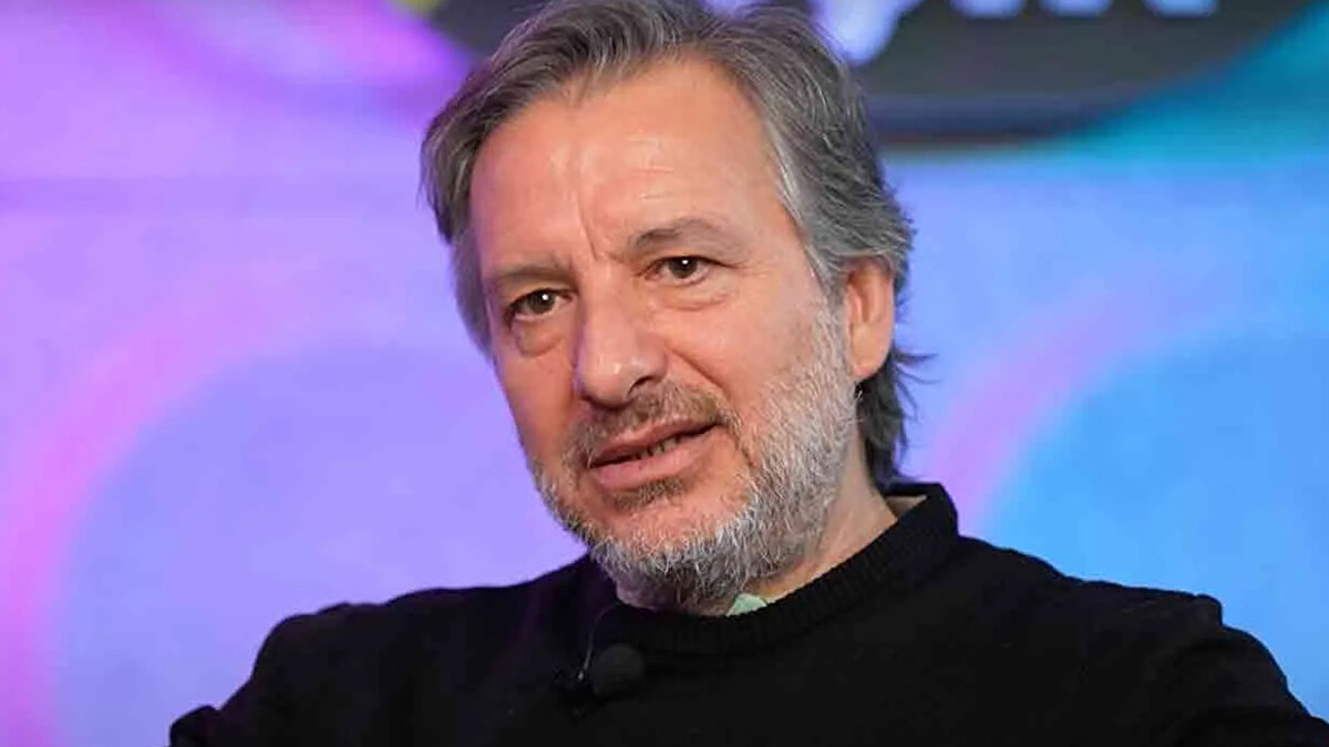 "Bunu bir dost uyarısı olarak alsınlar, bu şekilde Fenerbahçe hiçbir başarı kazanamaz.”