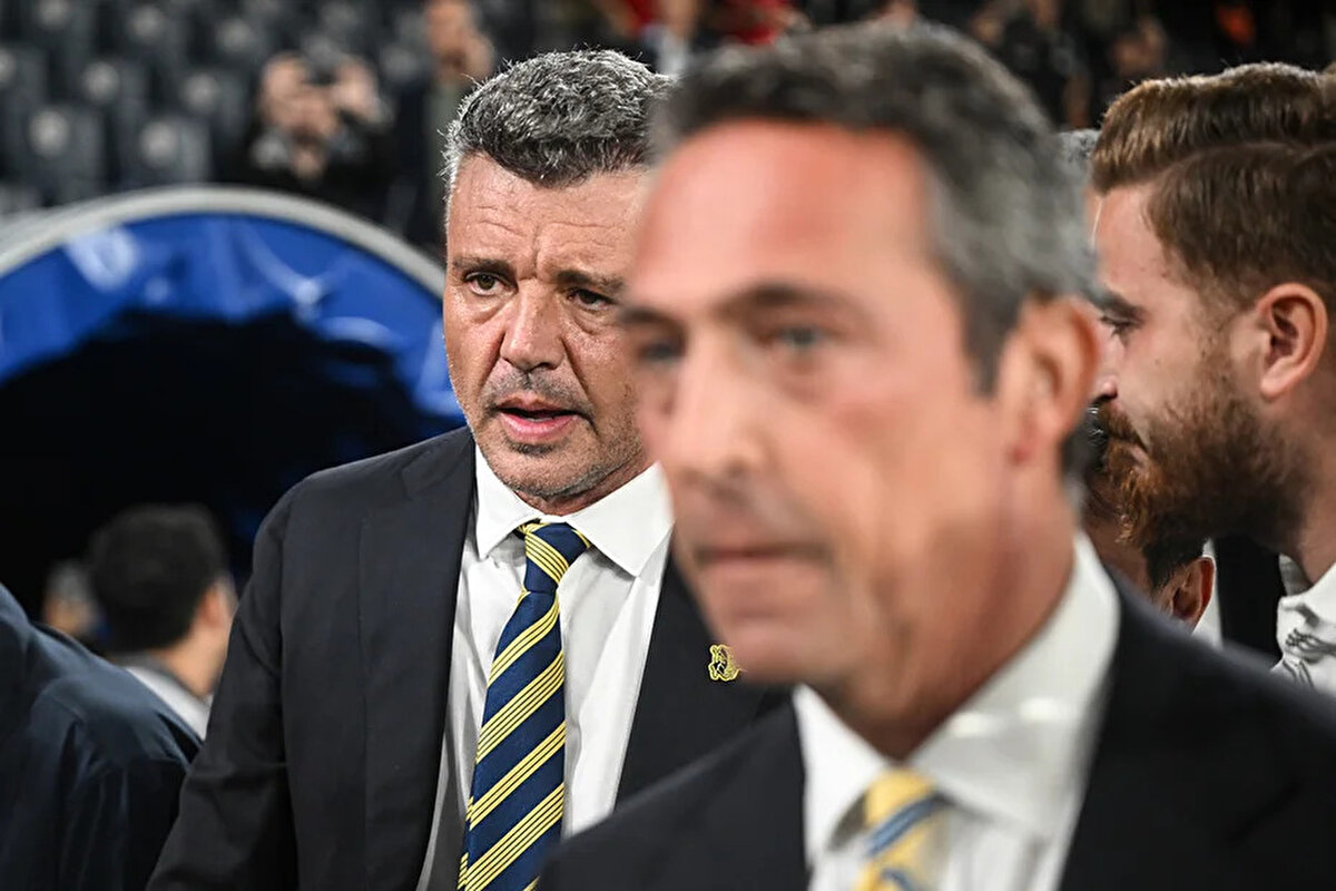 "Fenerbahçe'nin hakkı söz konusu olduğunda tek ölçümüz kararlılıktır" diyen Sadettin Saran, "Herkes şunu bilsin: Bizim için esas olan iyi niyet temennileri değil sahadaki adalet ve somut icraatlardır. Elbette yapıcı yaklaşımları kıymetli buluruz ama Fenerbahçe'nin hakkı söz konusu olduğunda tek ölçümüz kararlılıktır. Rahatsızlıklarımızı dile getiririz, baktık çok üstümüze gelirlerse o zaman Fenerbahçe'yi korumak adına ne yapılması gerekiyorsa onu yaparım. Gerektiğinde o masada en sert şekilde durmasını da bilirim" diyerek sözlerini tamamladı.<br><br>