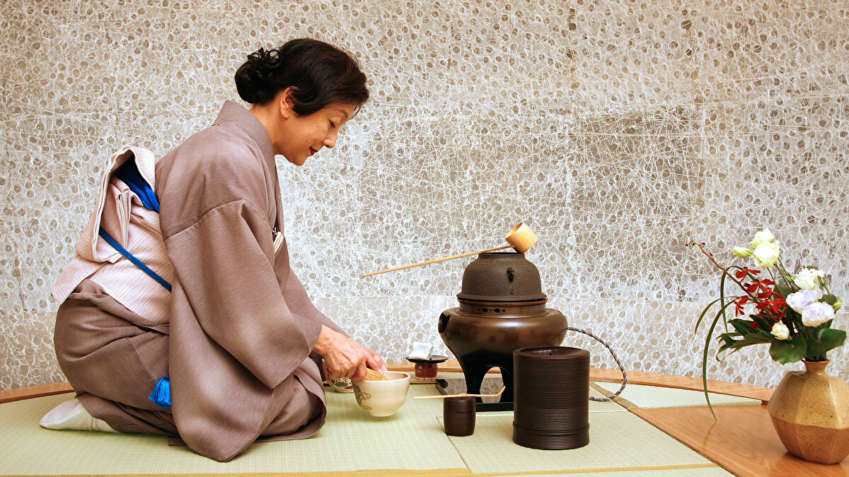 Japonya 🇯🇵<br><br> “Chanoyu” adı verilen geleneksel çay seremonisi, estetik ve ruhsal bir deneyimdir