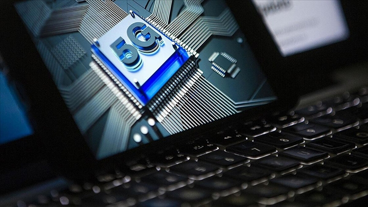 Lojistik alanında da kesintisiz erişimle kargolar anlık takip edilebilecek. Kargo, konteyner, araçlar 5G üzerinden anlık izlenerek, konumları, sıcaklıkları görülebilecek. 5G ile çalışan robot, dron ve sürücüsüz araçlarla teslimatlar yapılabilecek. Böylelikle gecikmeler azalacak, ürünler izlenebilir hale gelecek.