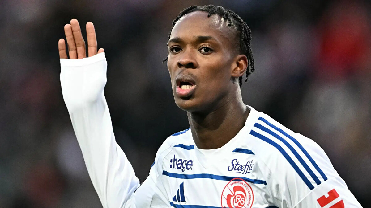 22-) Emmanuel Emegha - 13 Gol