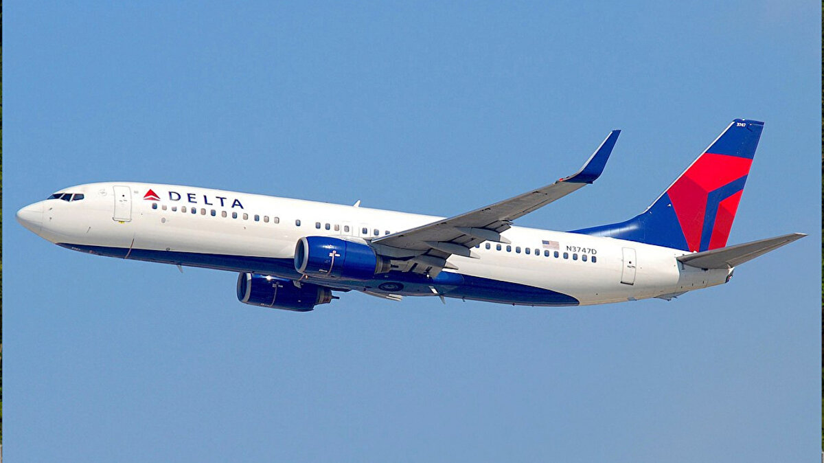 Boeing CEO’su Kelly Ortberg, projeyi denetlemesi için yeni bir kıdemli ürün şefi atadı. Bu isim, “737 MAX’ın halefi” olacak modelin geliştirilmesinden sorumlu olacak.