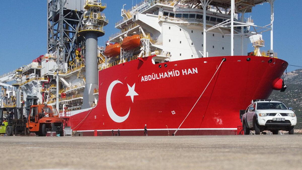 Dünyada sayılı ülkeler arasında<br>Yeni gemilerin filoya katılmasıyla birlikte Türkiye; 11 destek gemisi, bir inşaat gemisi ve yüzer üretim platformu ile enerji arama kapasitesinde dünya çapında en güçlü ülkelerden biri konumuna yükselecek.