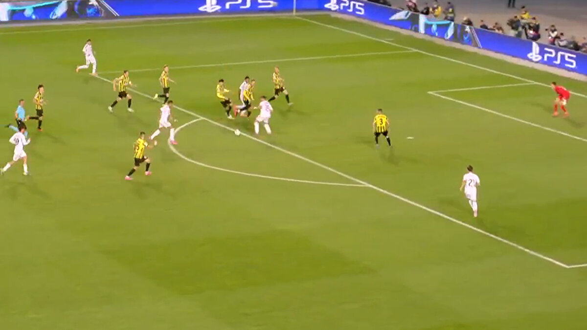 Milli futbolcu Arda Güler, ikinci Devler Ligi maçında da ilk 11’de sahaya çıktı.