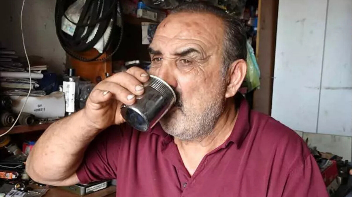 <br><br>Parayı Ordu’da ve Samsun’da yaşayan birilerinin hesabına atmışlar. Jandarmaya şikayette bulundum. Gerekli işlemleri yaptım henüz bir sonuç gelmedi. Kredi taksitlerini ben ödüyorum. Bu kredi ve harcamalar faiziyle birlikte yaklaşık 650 bin TL’yi buluyor. Yakalanmaları için gerekli şikayetleri de yaptım" dedi.<br>