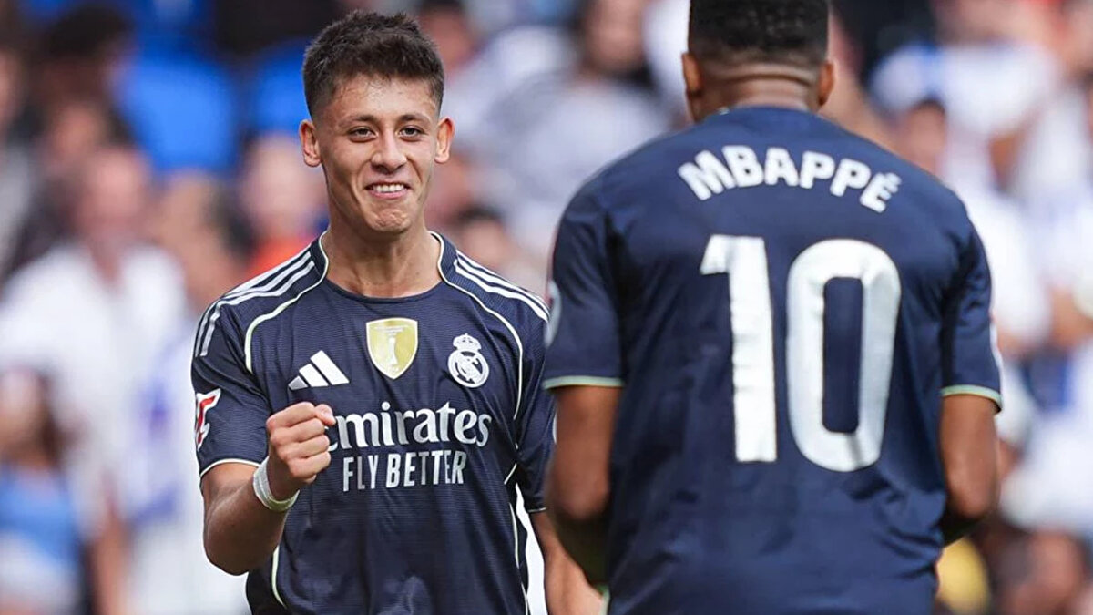 Kaçırdığı gol pozisyonları hakkında da konuşan Fransız yıldız "Benim gibi bir oyuncu için, 5 gol şansım varsa, 5 gol atmam gerekir. Real Madrid beni bu yüzden transfer etti. Her zaman daha fazlasını isterim. Bugün 3 gol attım, çok iyi ama daha fazlasını da atabilirdim. Kale önünde daha etkili olmak için çalışacağım." açıklamasını yaptı.