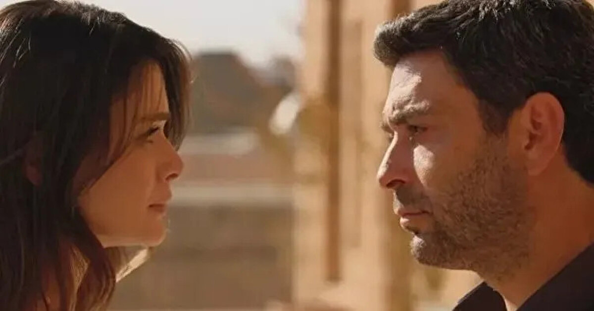 Uzak Şehir 32. bölüm fragmanı yayınlandı<br><br>Kanal D ekranlarında pazartesi akşamları yayınlanan Uzak Şehir dizisi her bölümde hikâyesiyle izleyenleri ekran başına kilitliyor. Uzak Şehir 32. bölüm fragmanı Kanal D tarafından paylaşıldı ve izleyicilerle buluştu. Fragmanda Alya ve Cihan arasında geçen çarpıcı sahneler dikkat çekti. "Sen benim en büyük çaresizliğimsin" sözleri izleyenlerde derin bir merak uyandırırken, Boran’ın yaşadığının ortaya çıkmasının ardından dizide dengelerin tamamen değişeceği görülüyor.