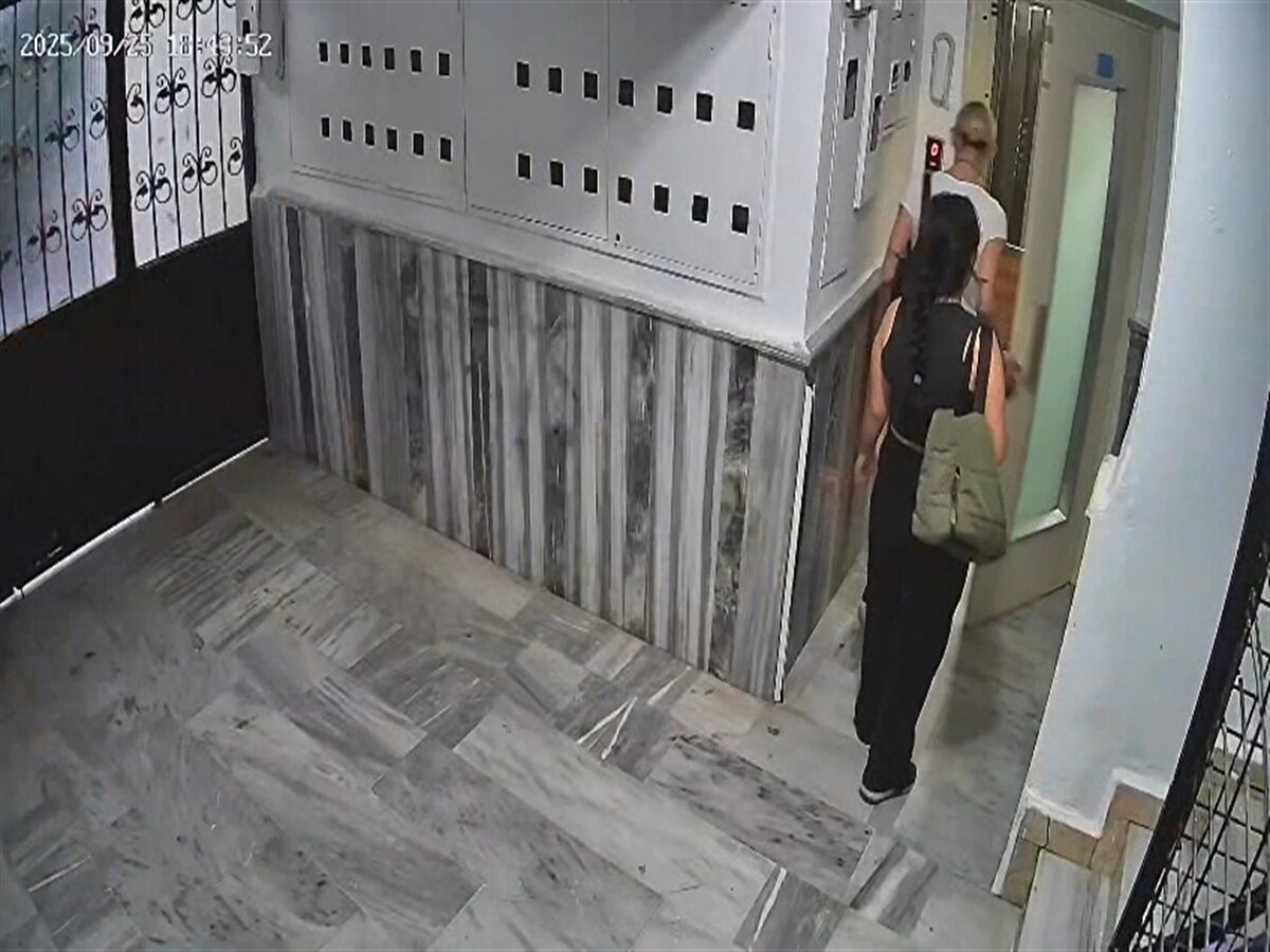 Son olarak Güllü'nün yakın dostu, Roman müziği sanatçısı Kobra Murat, katıldığı canlı yayında çarpıcı açıklamalarda bulundu. TV8 ekranlarında yayınlanan “Gel Konuşalım” programına bağlanan Kobra Murat, Güllü’nün asistanı hakkında sert iddialar dile getirdi.