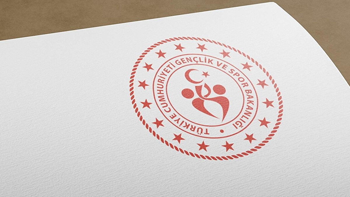 <br>Burs ödemelerinin yüzde 30 zamlanması durumunda 3 bin 900 lira , yüzde 40 zamlanması durumunda 4 bin 200 ira ve yüzde 50 artması halinde ise 4 bin 500 liraya yükselecek.<br>