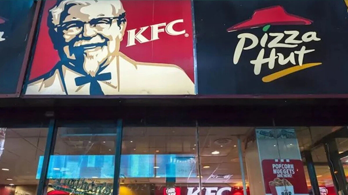 Mahkemeden iflas kararı<br>İstanbul Anadolu 1. Asliye Ticaret Mahkemesi, İş Gıda AŞ ve grup şirketi İshway Gıda Dağıtım AŞ hakkında iflas kararı verdi.