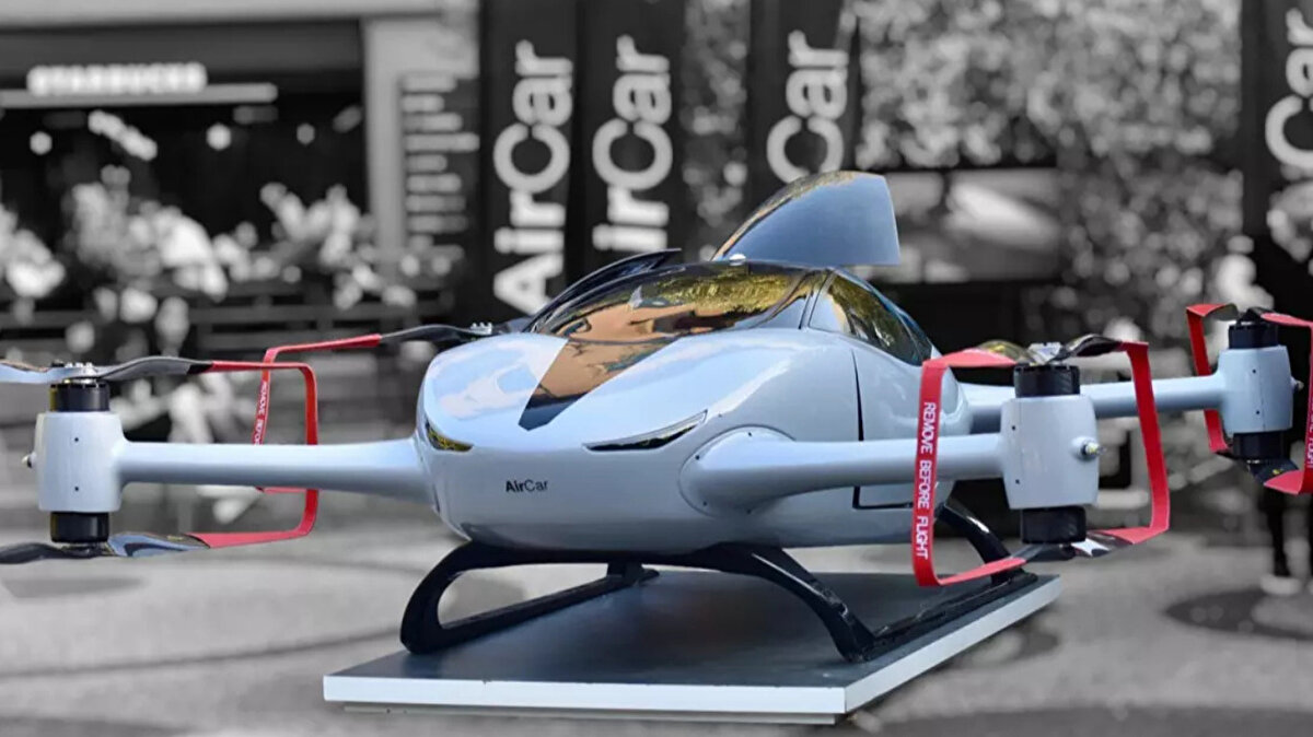 CEO’dan açıklama<br>AirCar CEO’su Eray Altunbozar, ön satışın başladığını duyurdu:<br>“İlk rezervasyon yapıldı. Şimdi büyük hedef, 2027 yılına teslimleri gerçekleştirmek.”