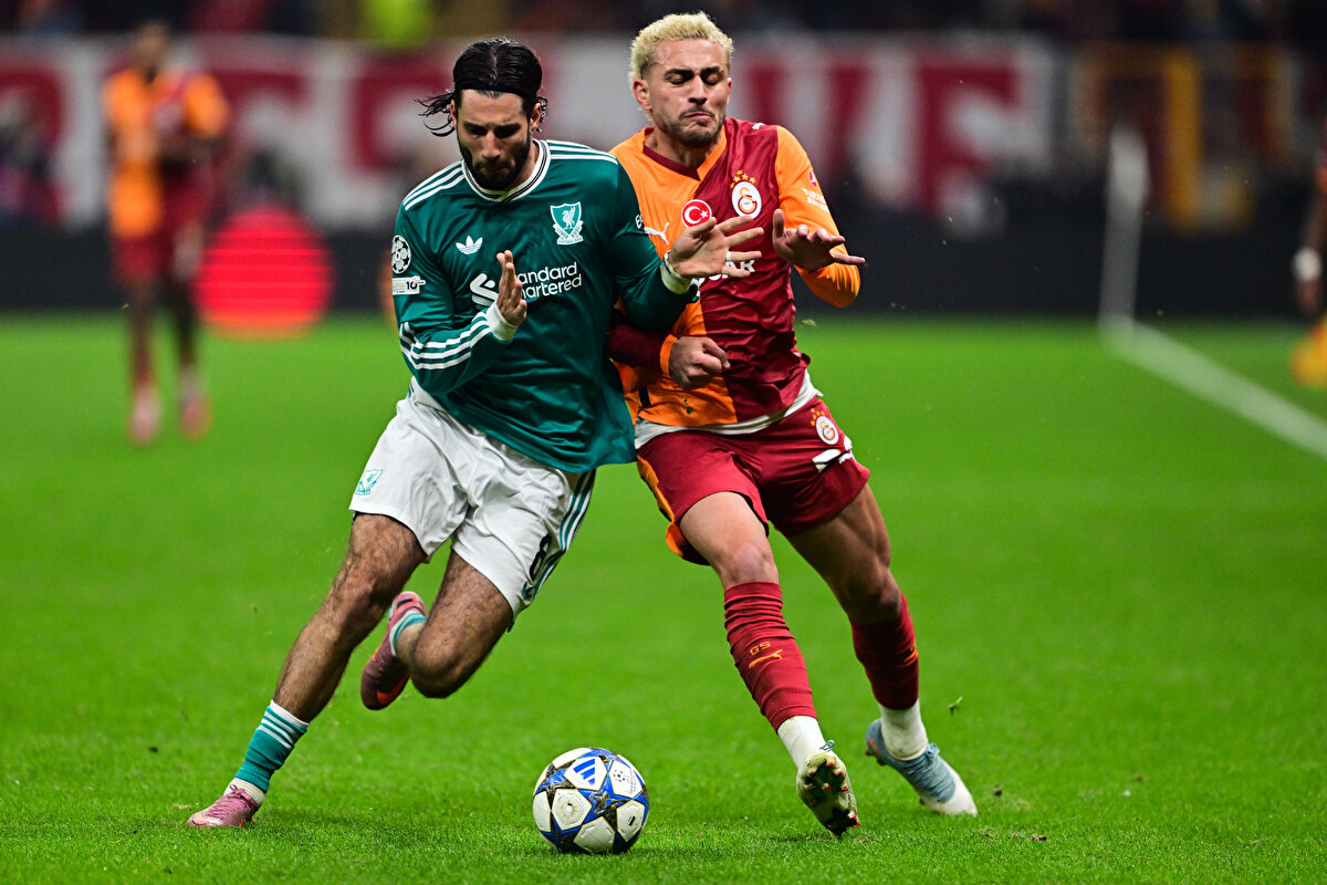 MAKUS TALİHİNİ KIRDI: SON GALİBİYET LOKOMOTİV MOSKOVA<br><br>Galatasaray, Şampiyonlar Ligi'nde RAMS Park'ta son olarak 28 Kasım 2018 tarihinde Lokomotiv Moskova'yı 2-0'lık skorla mağlup etmişti. Sarı-kırmızılı takım, sonraki 8 maçta 4 beraberlik, 4 mağlubiyet almıştı.