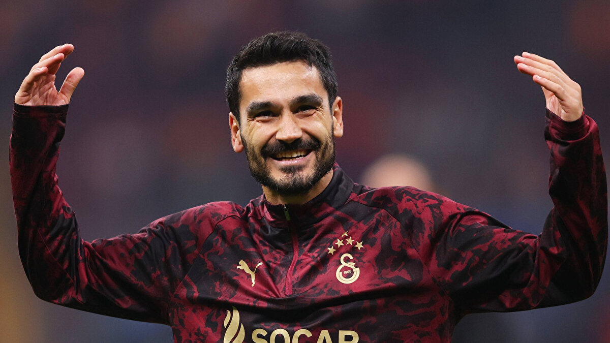 İLKAY'DAN ALİ SAMİ YEN PAYLAŞIMI<br><br>İlkay Gündoğan, maç sonrası sosyal medya hesabından Ali Sami Yen'in sözlerini paylaştı: <br><br>“Maksadımız İngilizler gibi toplu bir halde oynamak, bir renge ve bir isme malik olmak ve Türk olmayan takımları yenmektir.“ <br><br>