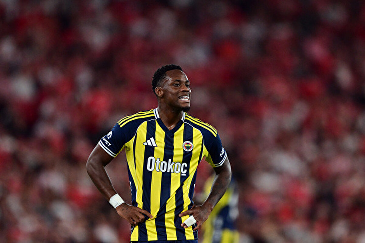 Nice: Diouf, Mendy, Bombito, Peprah, Clauss, Vanhoutte, Samed, Abdi, Diop, Cho, Moffi