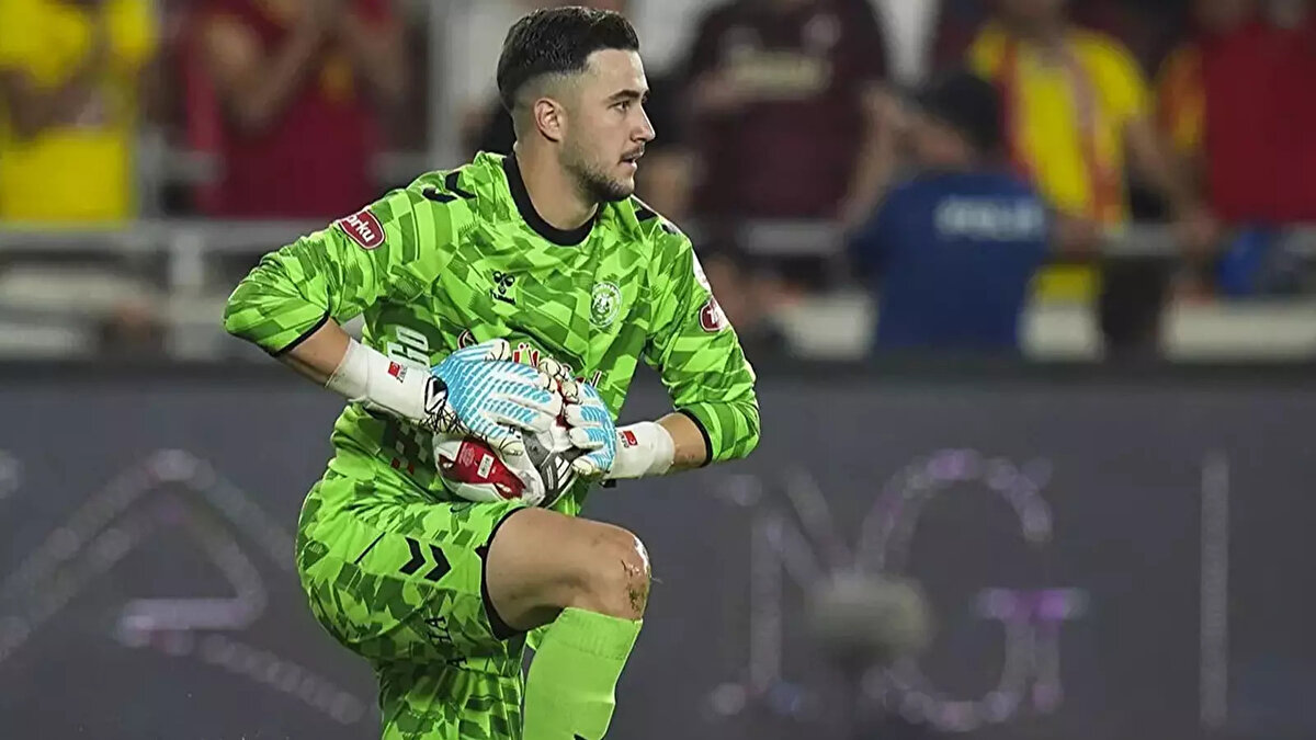 10-) Deniz Ertaş<br>+2.5 Milyon Euro<br>3.5 Milyon Euro<br>