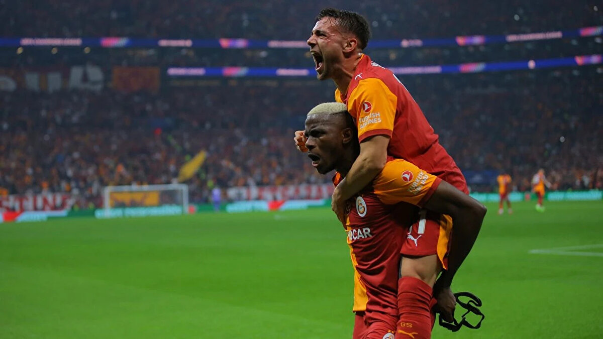1 MİLYON EURO PRİM ALACAKLAR!<br><br>Bu karar doğrultusunda Galatasaraylı futbolcular yaklaşık 1 milyon euro prim alacak.