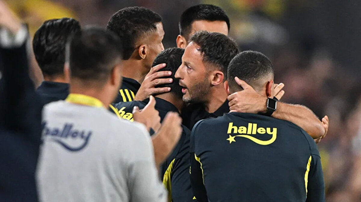 Sabah'ta yer alan habere göre, Fenerbahçe'de futbolcuların büyük bir kısmı Tedesco ile çok iyi anlaştıklarını yönetime bildirdi. <br><br>