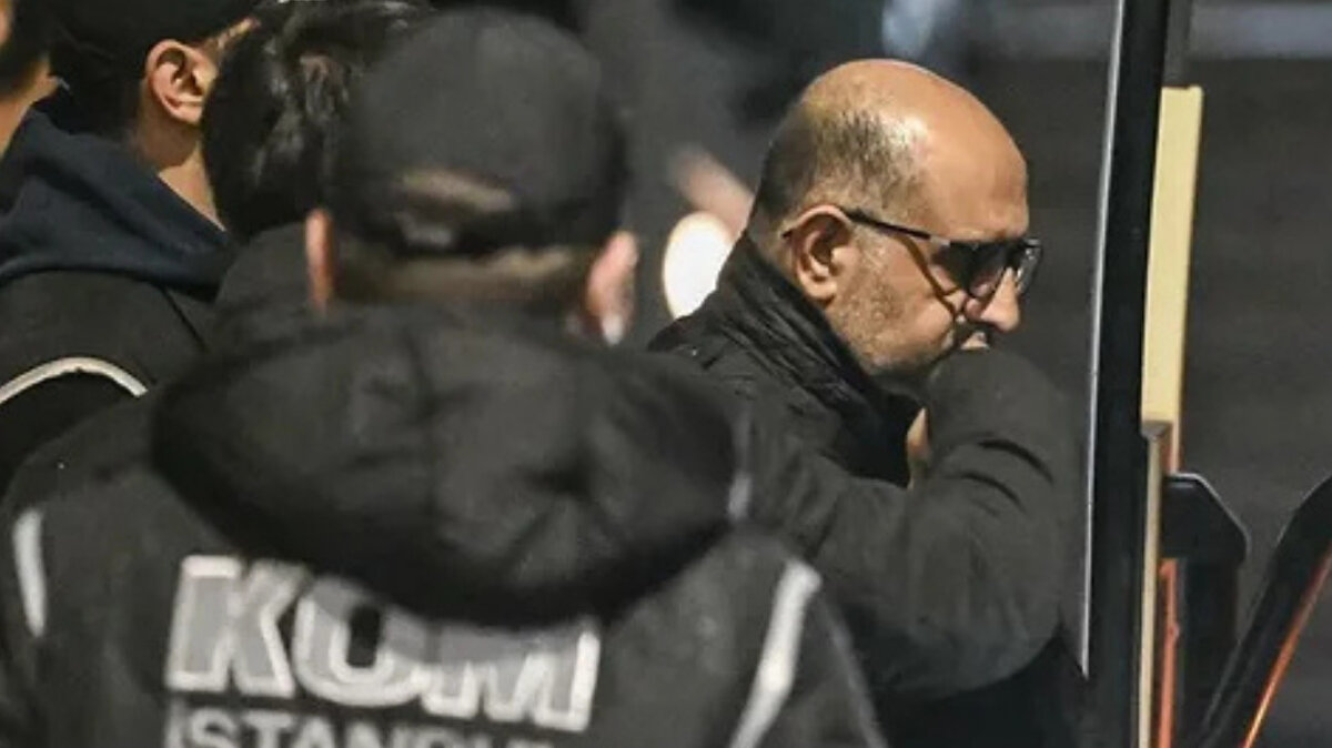 Belediyelerle İlgili İddialar<br><br>Özellikle Beşiktaş ve Esenyurt belediyeleri üzerinden yapılan usulsüzlük iddialarında adı geçti.<br><br>Kamu ihalelerinde yolsuzluk<br><br>İmar izinleri karşılığında menfaat sağlanması<br><br>Seçim finansmanında usulsüzlükler