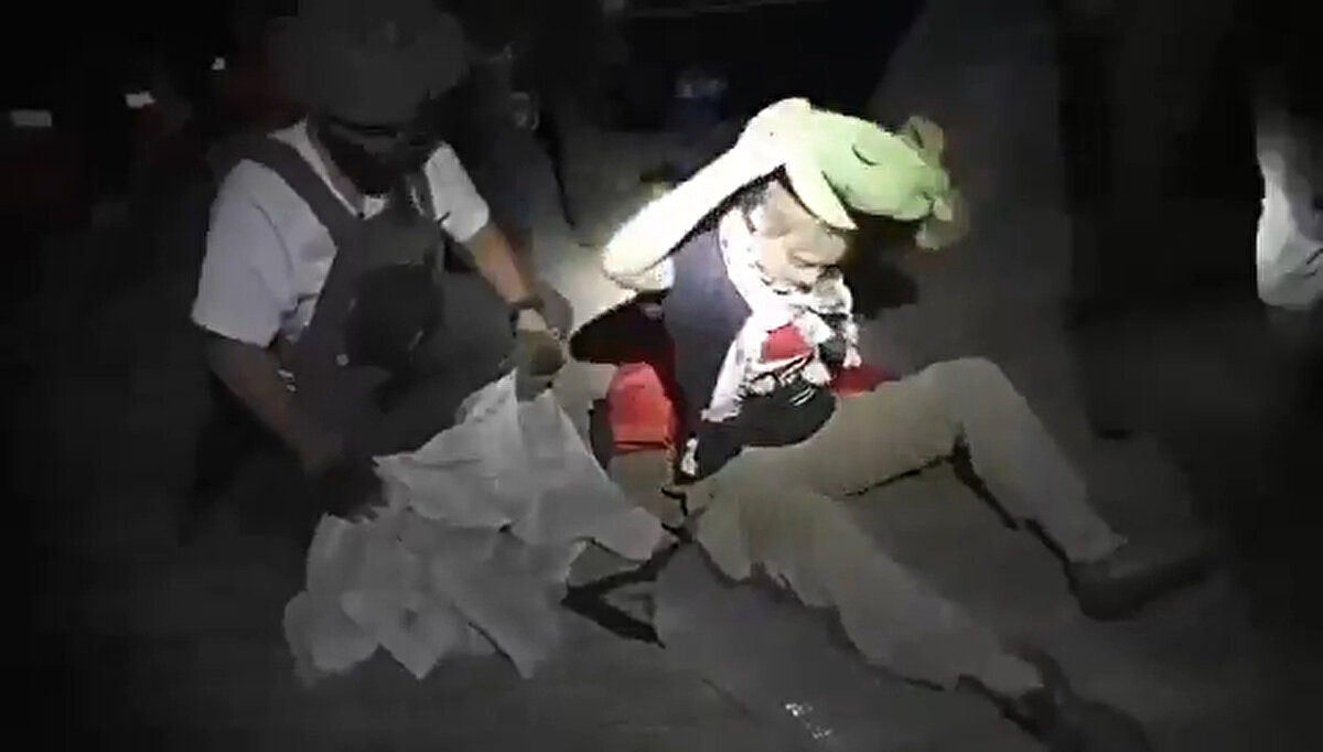 Thunberg, daha sonra sınır dışı edilmişti.