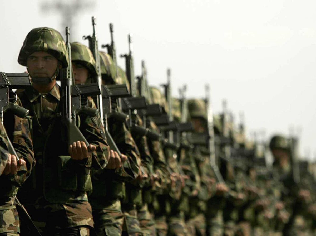 <br>2026 bedelli askerlik ücretinin yeni yılda ne kadar olacağı merak ediliyordu. TÜİK’in Eylül ayı enflasyon rakamlarını açıklamasının ardından binlerce adayın gözü 2026 bedelli askerlik ücretine çevrildi. Memur maaşlarına göre yılda iki kez güncellenen bedelli askerlik ücreti, 3 aylık enflasyon verilerinin ardından netleşti.