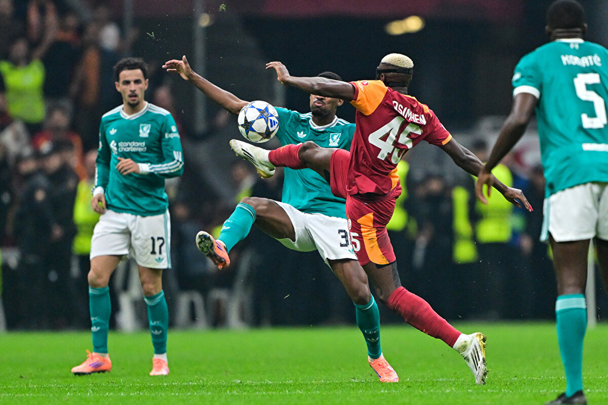 Galatasaray, fikstürde en zor rakip olarak görülen Liverpool'u mağlup etmesiyle birlikte ilk 24'e kalma şansını da artırmış oldu.