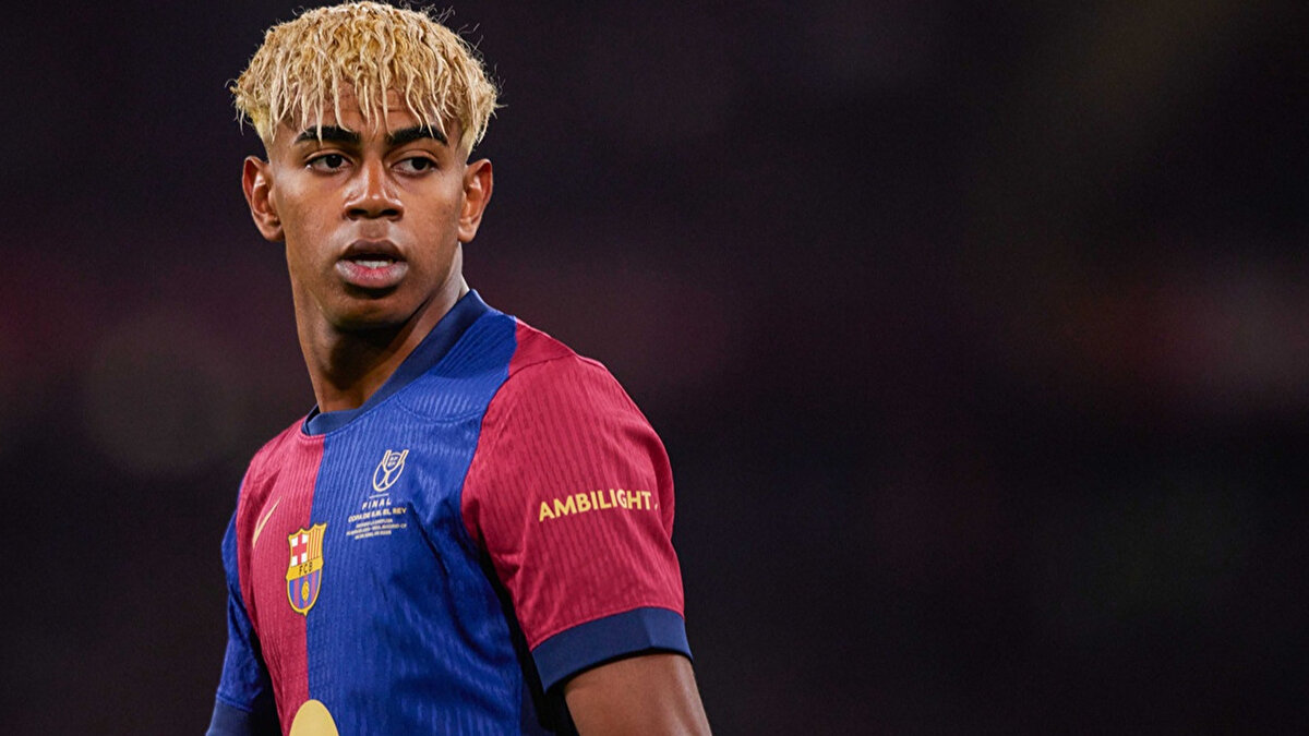 Barcelona, yıldız oyuncusu Lamine Yamal’ın PSG karşılaşmasında yaşadığı sakatlığın yeniden nüksettiğini açıkladı. 