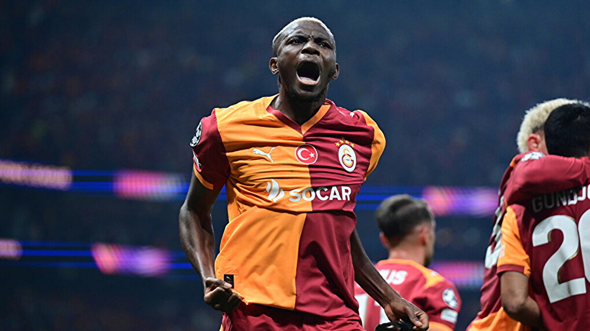 İngiliz futbolunun efsanesi ve şimdi yorumculuk yapan Gary Lineker, The Rest Is Football Podcast'te Victor Osimhen'den özür diledi.