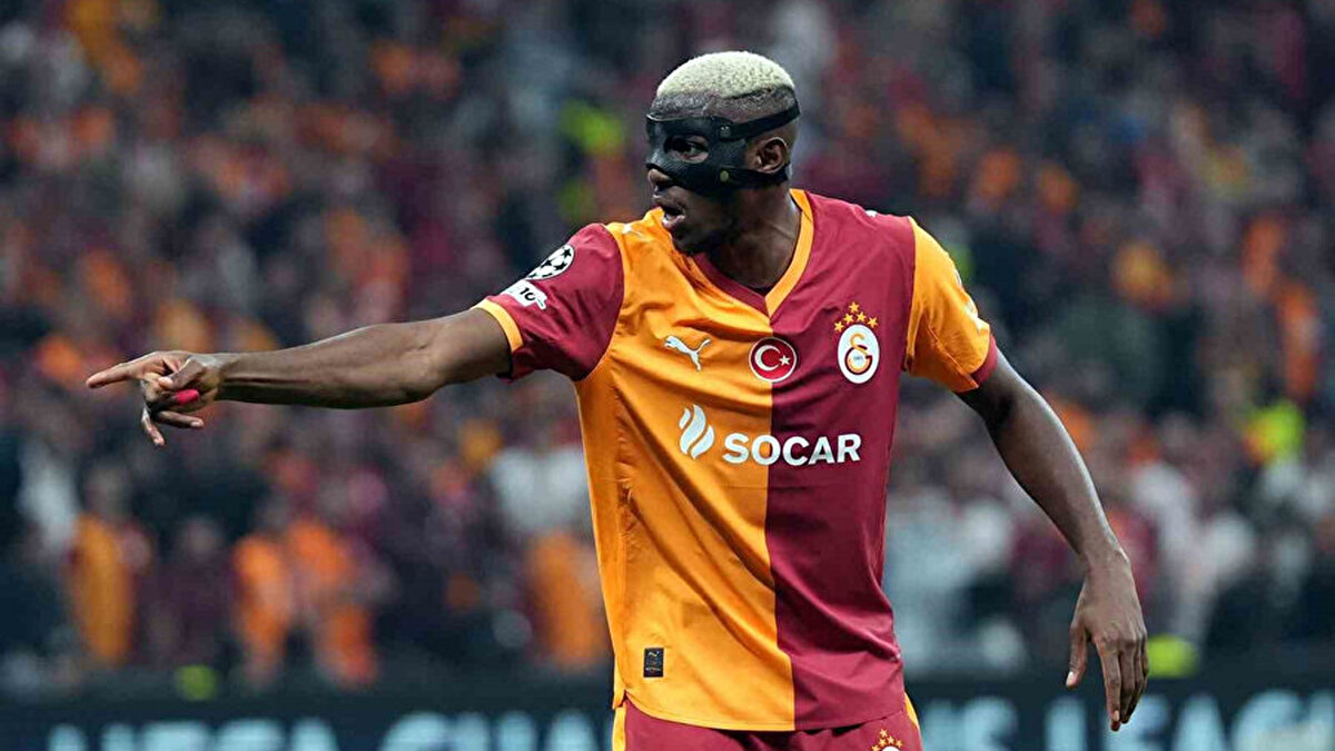 İngiliz efsanesi, "Hızlı, uzun boylu, iyi bir bitirici ve hava toplarında çok etkili. Tam anlamıyla harika bir oyuncu." ifadelerini kullandı.