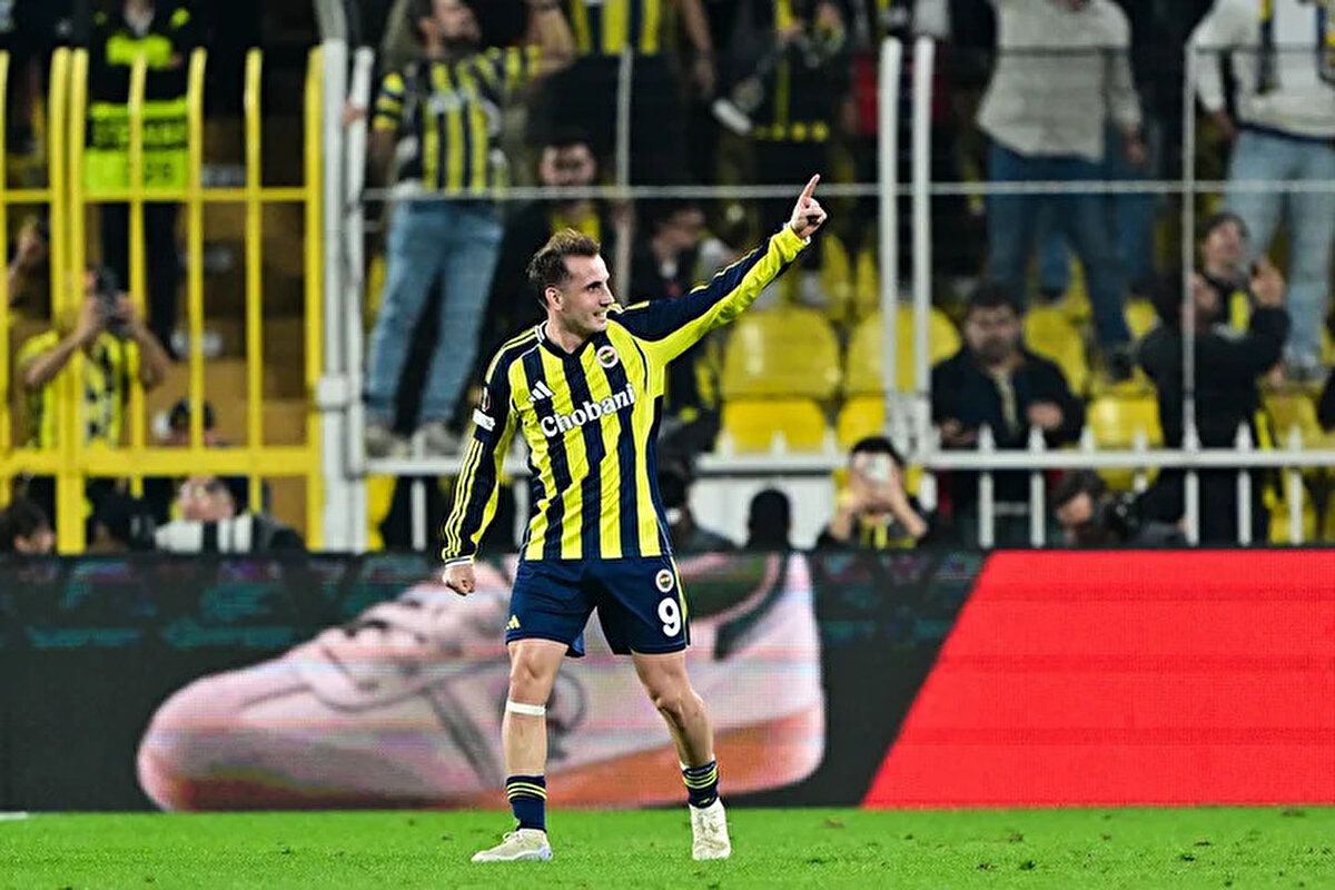 RMC Sport: "Berbat bir seri: Nice'in Avrupa Kupalarındaki felaket istatistikleri. OGC Nice, Avrupa Kupaları'nda üst üste 14. kez galibiyet alamadı. Üzücü ve endişe verici bir sonuç. Nice, Türkiye topraklarında bir kez daha yenilgiye uğradı. Savunmada hâlâ zayıf olan Nice, Aktürkoğlu'nun hızlı iki golüne maruz kaldı."<br><br>