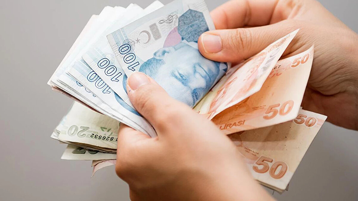 2026’da memur ve emekli maaş zammı ne kadar olacak?<br><br>Memurlar ve memur emeklileri, toplu sözleşme zammına ek olarak enflasyon farkı da alacak.