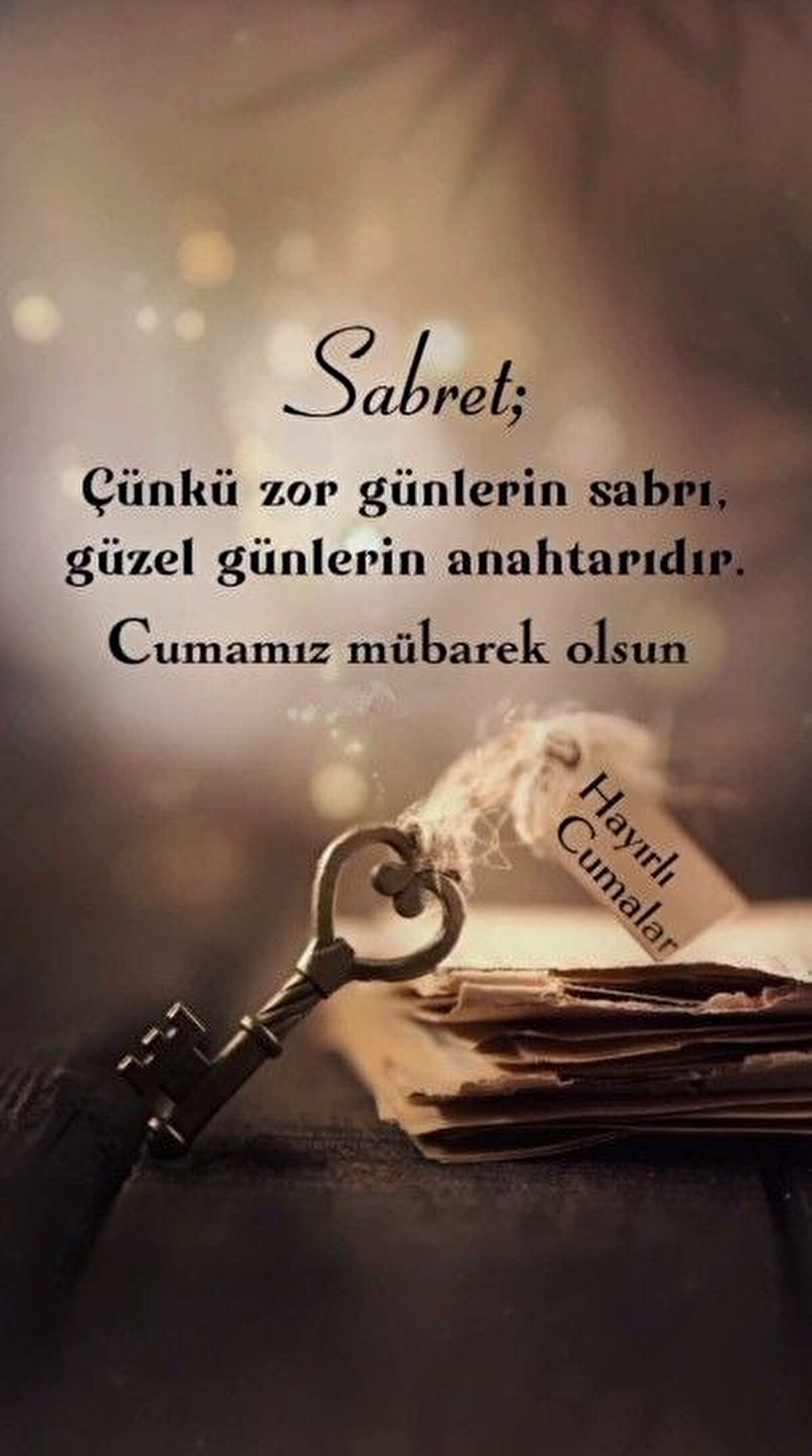 “Göklerde bulunanlar da yerde bulunanlar da Allah’ı tesbih ediyor. Egemenlik O’nundur ve hamd O’na mahsustur. O’nun her şeye gücü yeter.” (Tegabün Suresi, 1. Ayet) Allah, gönlünüzden geçenleri gerçeğe dönüştürsün.