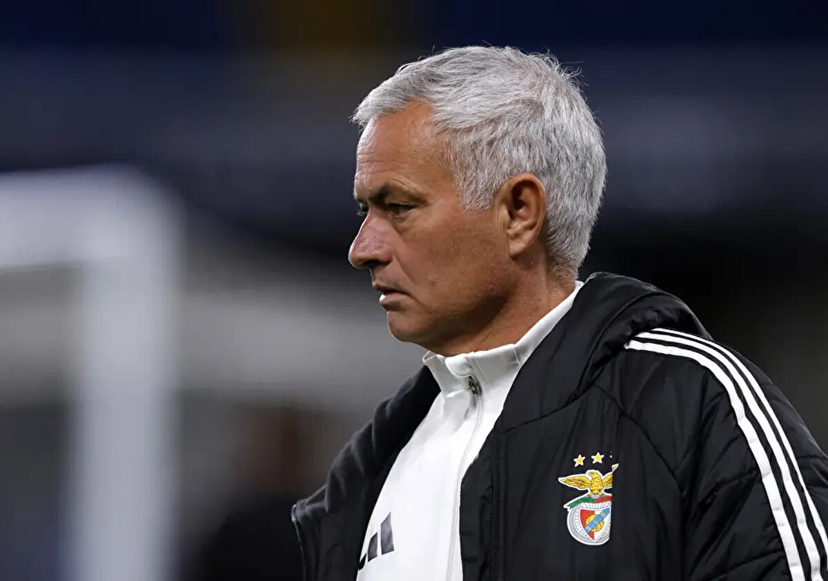 Francesco Farioli yönetiminde sezona harika bir başlangıç yapan Porto ile Jose Mourinho’nun Benfica'sı  ligin 8. haftasında karşı karşıya gelecek.<br><br>
