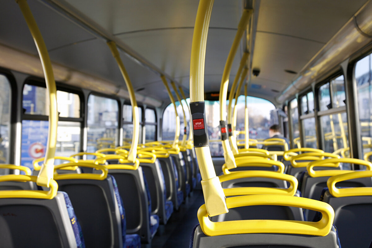 6 Ekim’de İstanbul’da toplu taşıma ücretsiz mi?<br>6 Ekim Pazartesi günü İstanbul’un Kurtuluşu dolayısıyla toplu taşıma araçlarının, önceki yıllarda olduğu gibi ücretsiz olması bekleniyor.<br><br>İBB’den henüz resmi bir açıklama gelmedi. Ancak ilerleyen günlerde açıklama yapılması öngörülüyor.