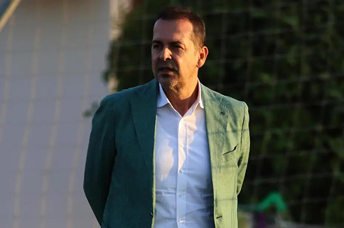 Perçin maç sonundaki açıklamasında, “Şu an kan değişikliği olmaz. Milli maçlar nedeniyle lige verilecek aradan sonra tekrar çıkışa geçeceğimize inanıyoruz.” diye konuştu.<br><br>